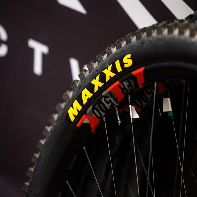 Maxxis Ardent Race 3C/EXO/TR Tire 27.5x2.35 Bk Fold/120 - Image 5